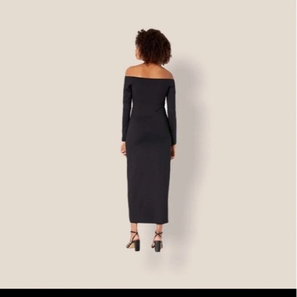 Susana Monaco Dresses & Skirts - Susana Monaco Long Sleeve Off Shoulder Slit Midi